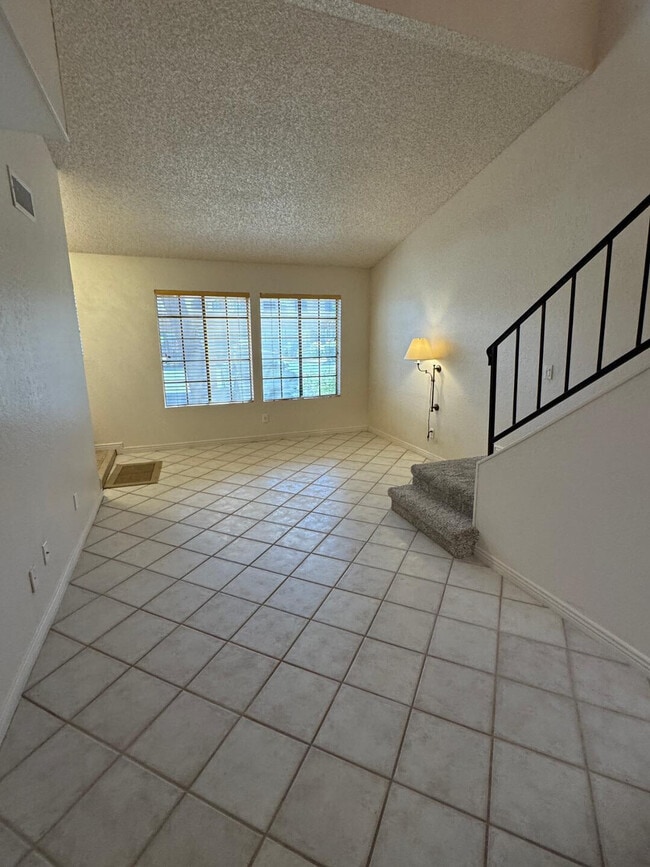 Photo - 8625 E Belleview Pl Unidad 1136