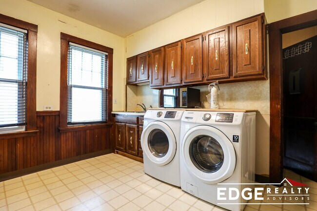 Photo - 212 Maplewood St Unidad 1