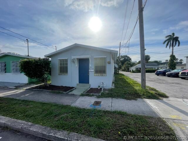 Building Photo - 420 Douglass Ave