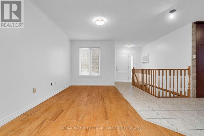 Photo - 69 Moir Crescent