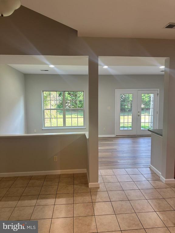 Photo - 250 Meriweather Dr