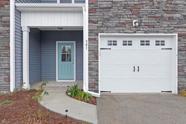 Photo - Townhome for Rent!