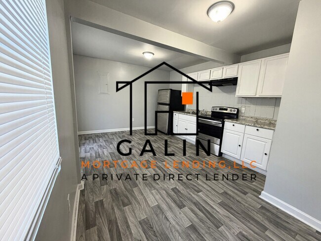 Photo - 804 Crosby St