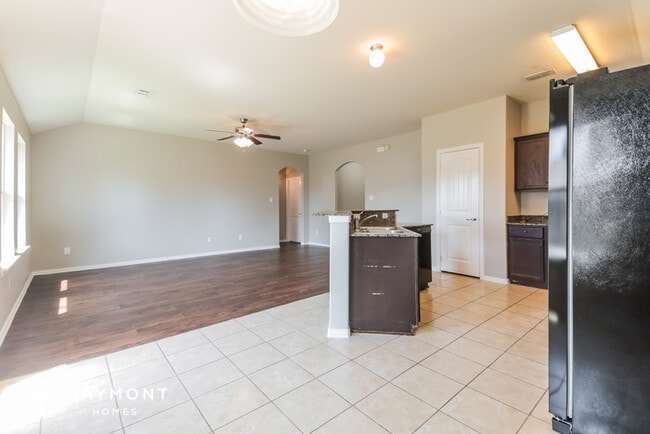 Photo - 118 Hamilton Dr