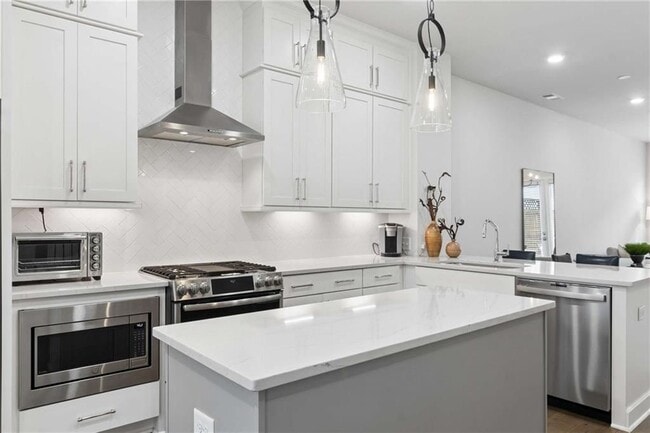 Photo - 4217 Deming Cir