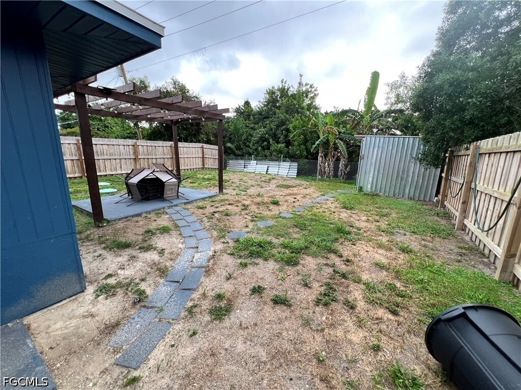 Photo - 19113-19115 Holly Rd