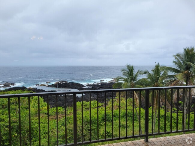 Building Photo - 2405 Kalanianaole St Rental