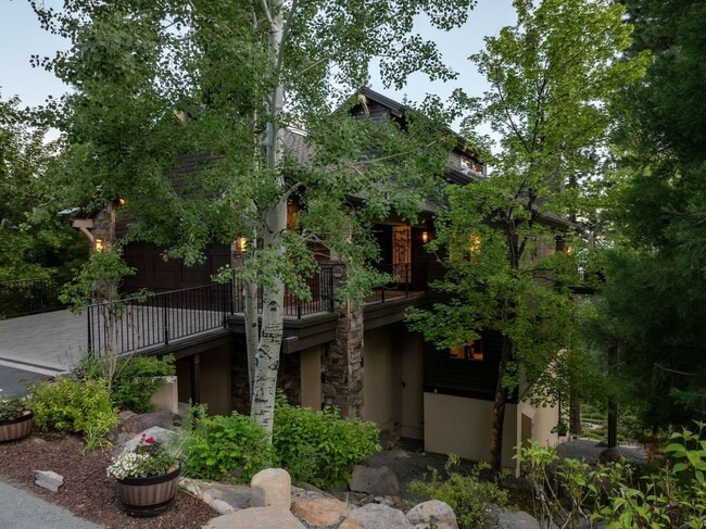 Photo - Tahoe Elegance