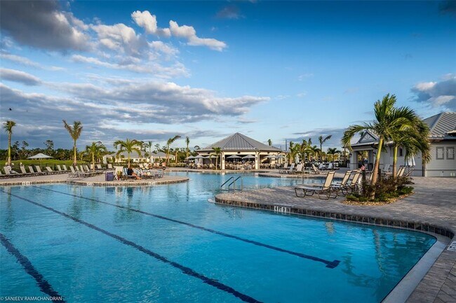 Photo - 14091 Heritage Landing Blvd Unit 141