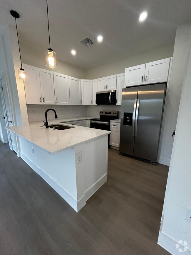 Building Photo - 12136 Tetzel Ave Rental