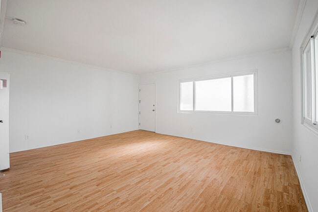 Building Photo - 5845 Interceptor St Unit E