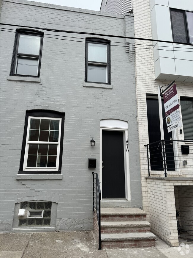 Building Photo - 1510 S Taney St Rental