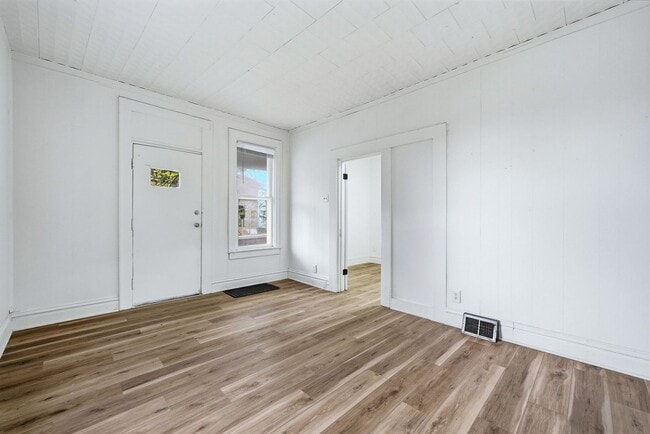 Photo - Cozy 3BR with Covered Front Porch