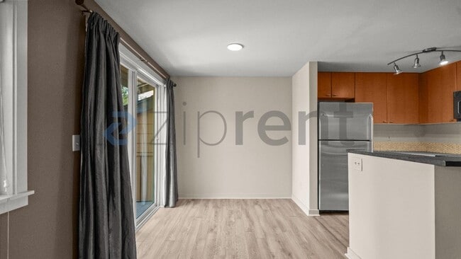 Photo - Unit A302