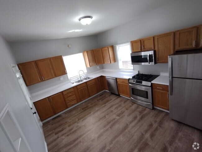 Building Photo - 37 Gates St Unit A Rental