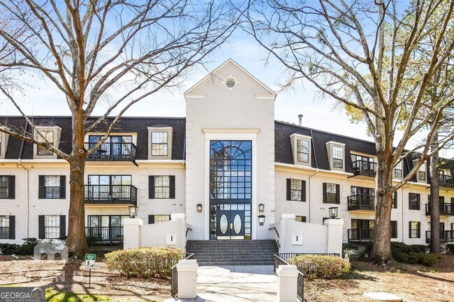 Building Photo - 1202 Pine Heights Dr NE Rental