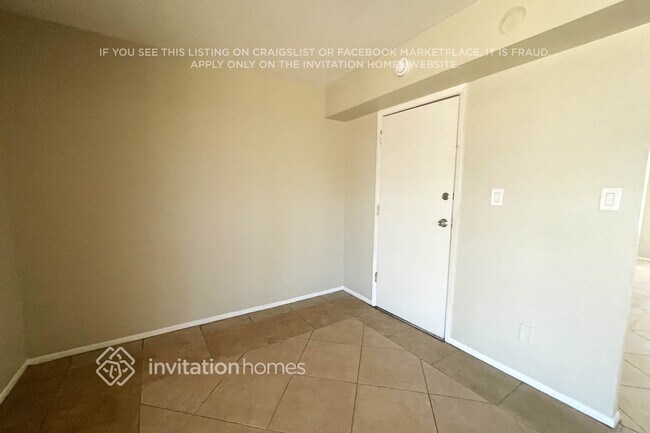 Photo - 3152 N 64th Dr