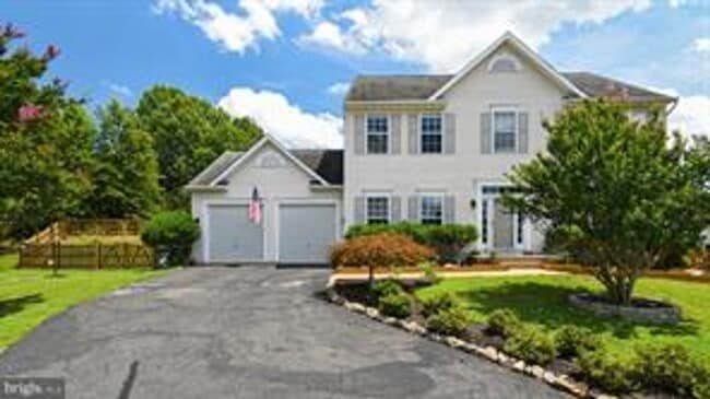 Building Photo - Beautiful, Spacious Home in a Prime Freder...