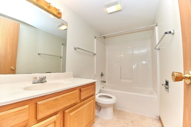 Pineview Apartments - Morgantown, WV