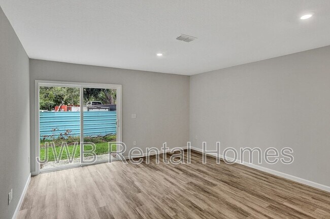 Photo - 9850 Morgan Marsh Ct