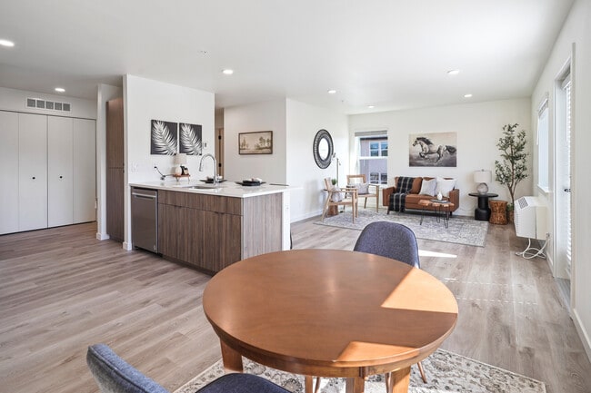 Edgewater Apartments
