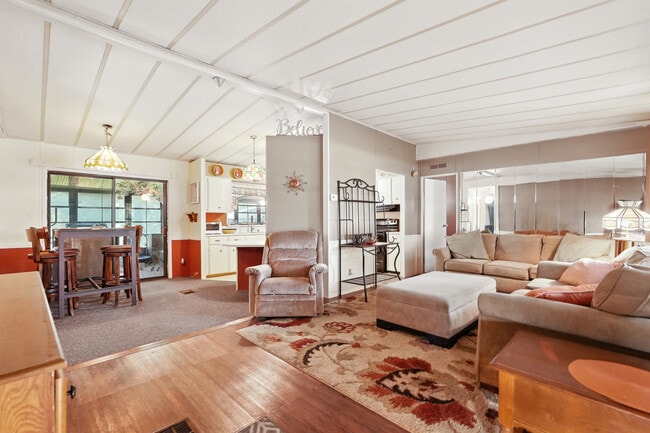 Building Photo - 163 Buchanan Cir Rental