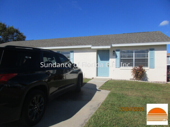 Building Photo - All tiled flooring   Osceola County Rental