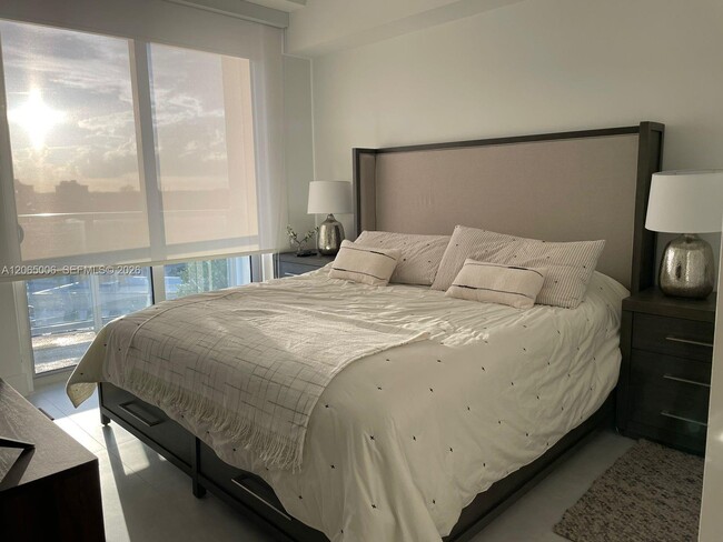 Photo - 13800 Highland Dr Unit PH3