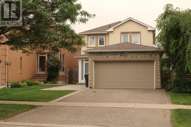 Photo - 1240 Bantham St