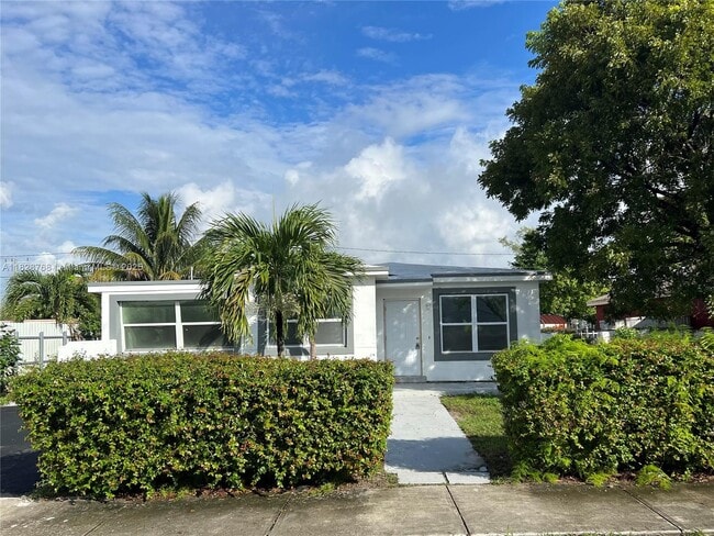 Photo - 2625 NW 55th St Apartment Unit 1