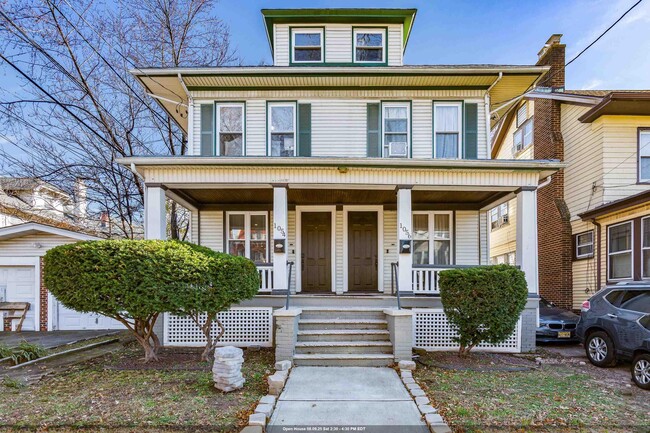 Building Photo - 1054 Hunterdon St Unit #Leftside Rental