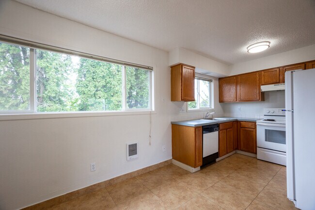 Photo - 13291 SE Oatfield Road