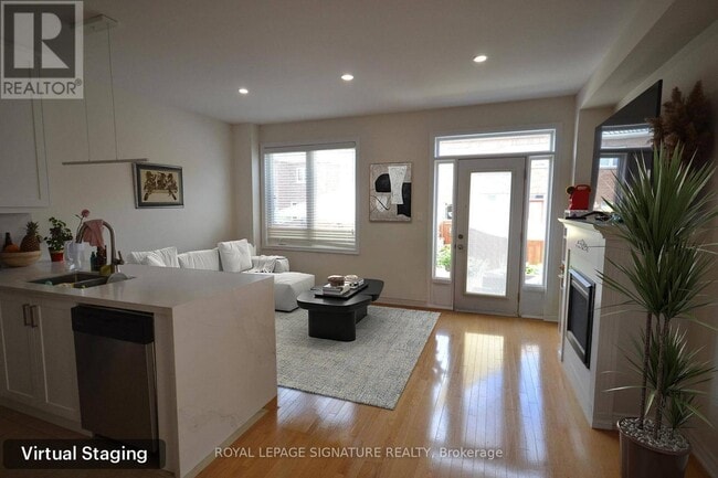Photo - 656 Asleton Blvd