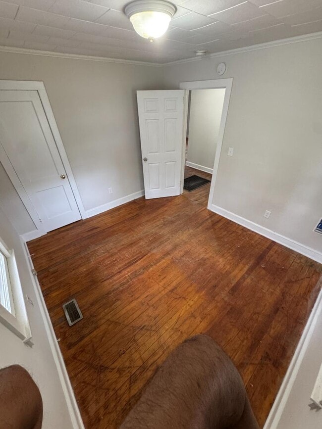 Photo - 801 N Morris St