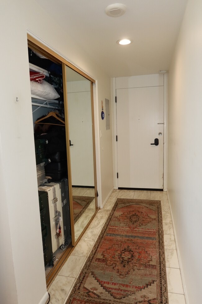 Photo - 2170 Century Park E Unidad 1202 South