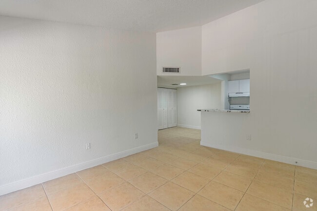 1BR - 1BA - 679SF - Living Room