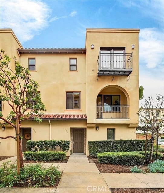 Building Photo - 809 Anaheim Blvd Unit 106