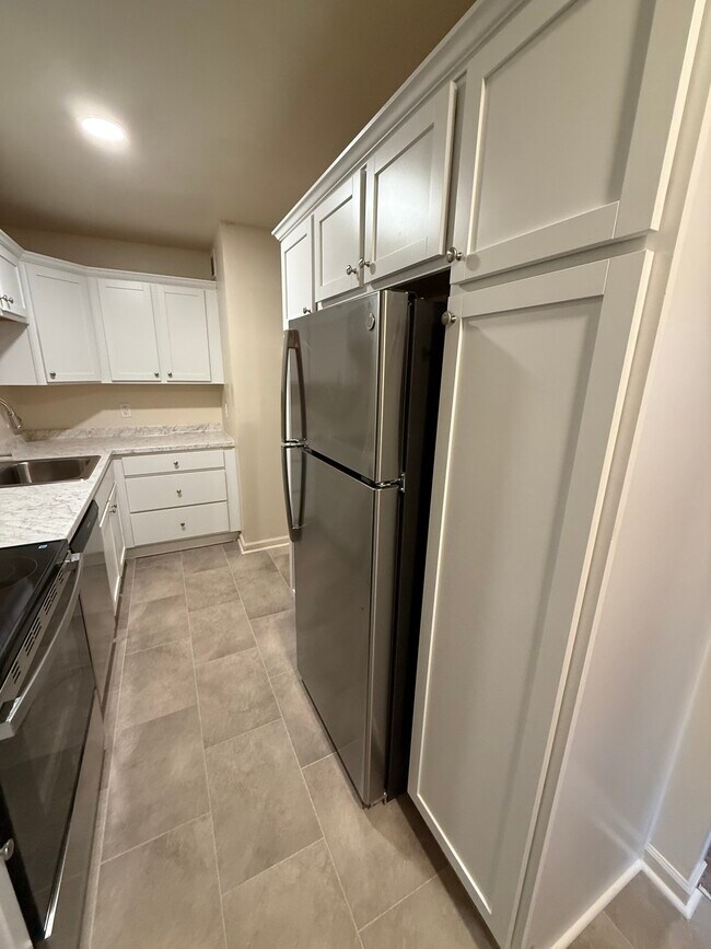 Photo - 586 Franklin St Unit #9