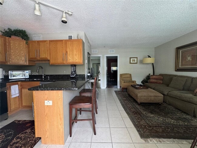Photo - 2660 NE 8th Ave Unit 215