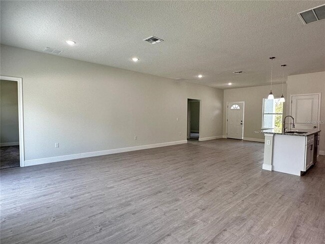 149 Maple Dr