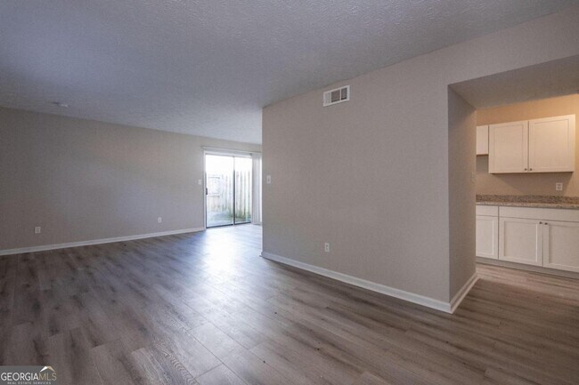 Photo - 3798 Mulkey Cir SW