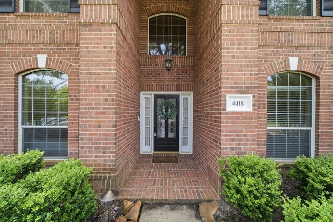 Photo - 4418 Ruttand Park Ln