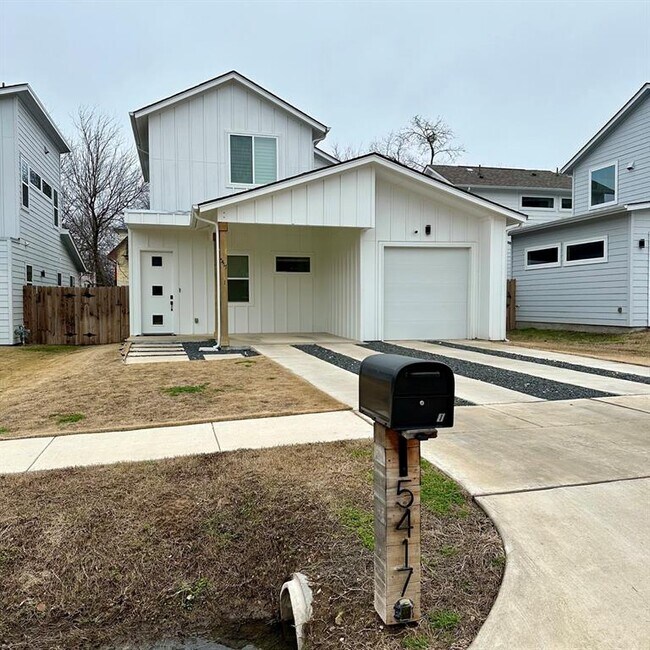 Photo - 5417 Blue Bird Ln Unit 1