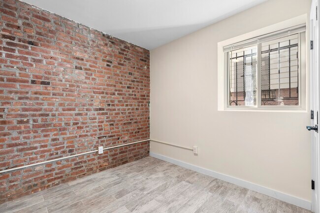 Photo - 301 Clerk St Apartment Unit B