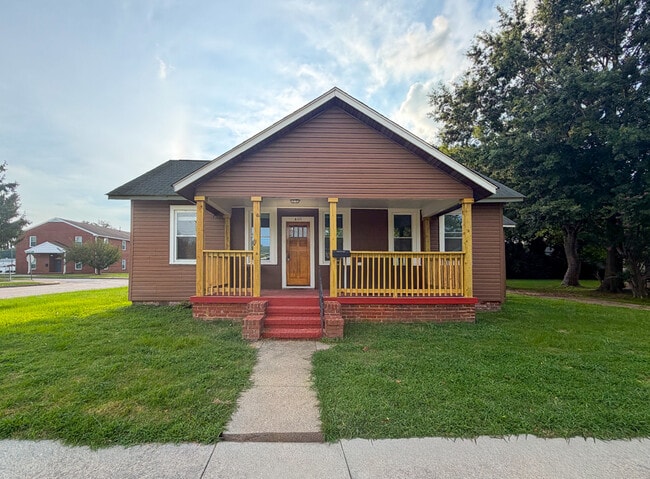 Photo - 400 N 3rd Ave