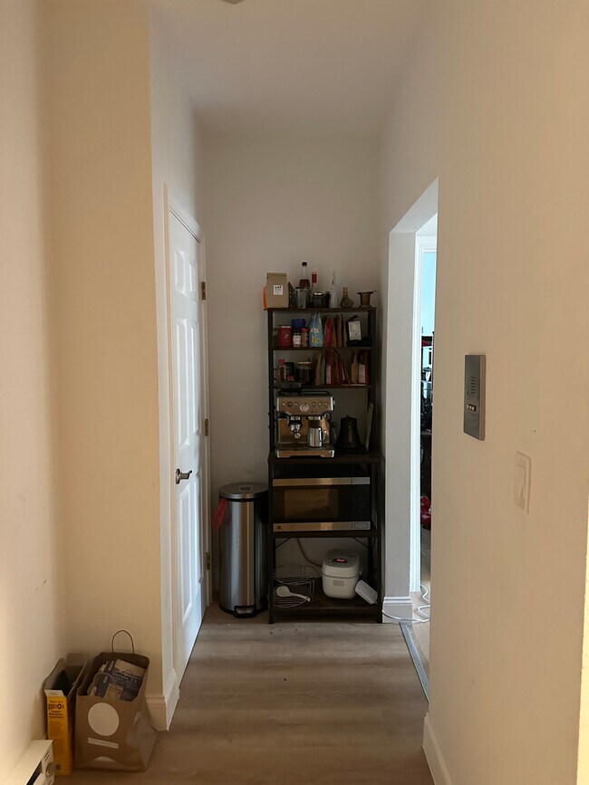 Photo - 81 Maple St Unidad 4