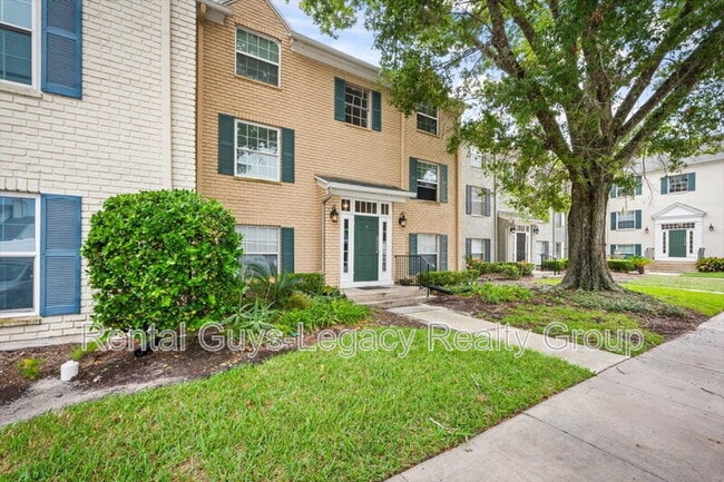 Building Photo - 4331 Plaza Gate Ln Unit 201