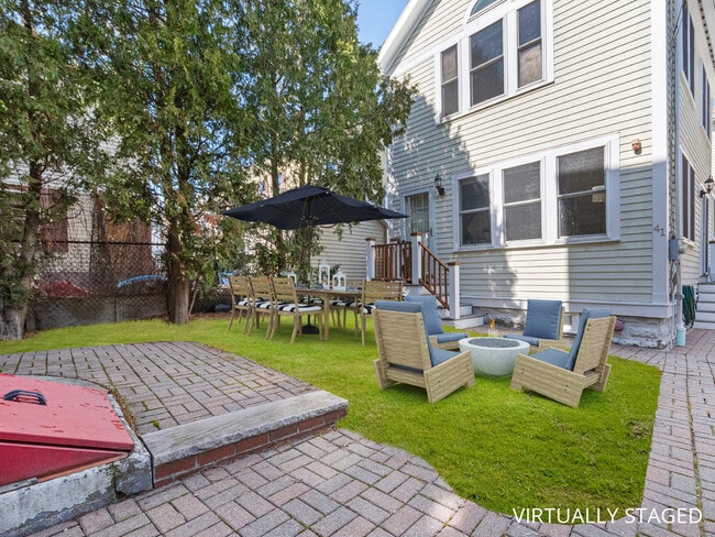 43 Jefferson St Unit 3