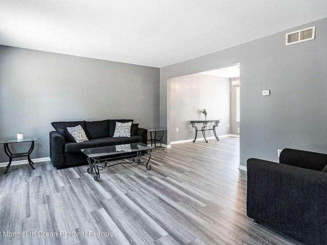 Photo - 19A Emerald Dr
