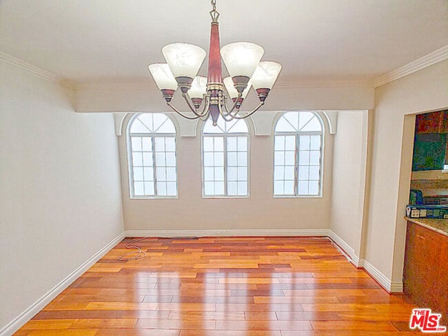 Photo - 205 N New Hampshire Ave